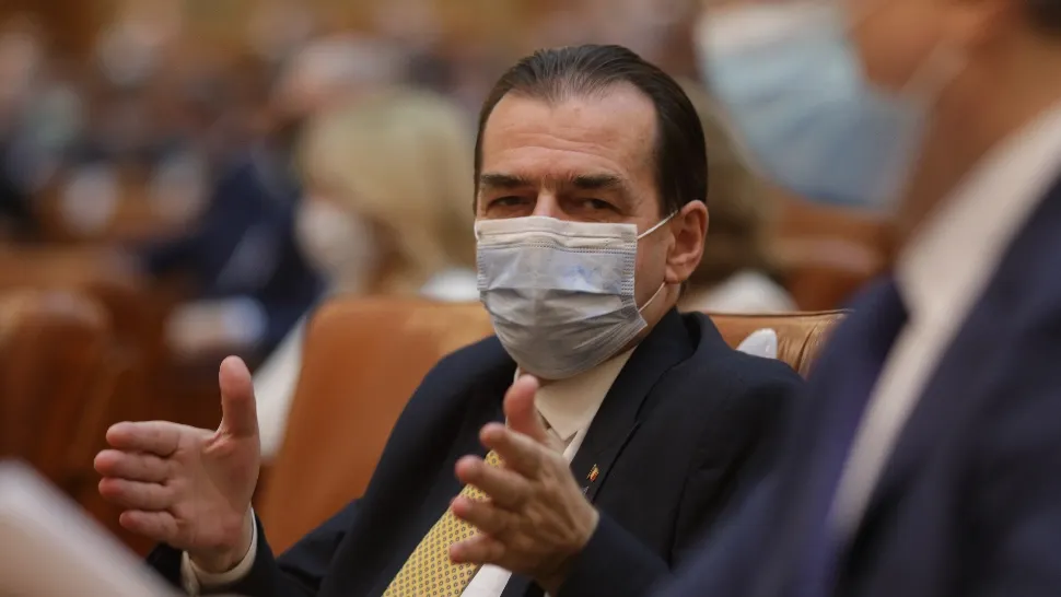 Ludovic Orban, președintele PNL, critică Guvernul pentru închiderea magazielor la ora 18.00 Foto: InquamPhotos/Octav Ganea