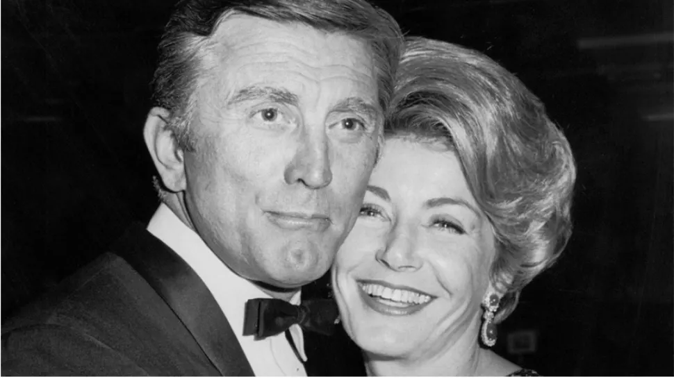 Anne Douglas, văduva actorului Kirk Douglas