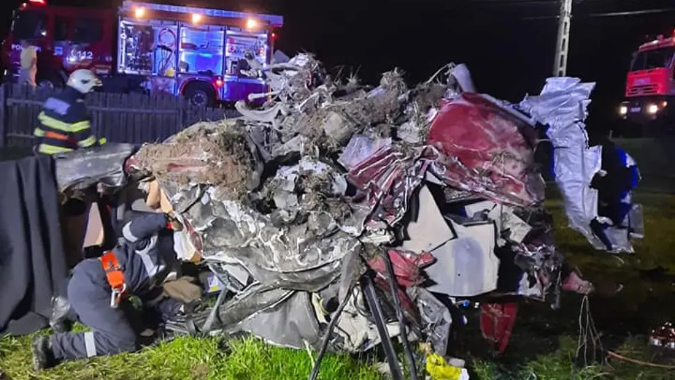Accident cu trei morți, în județul Suceava / Foto: ISU