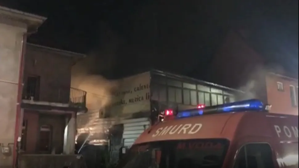 Intervenție pompieri incendiu Capitală