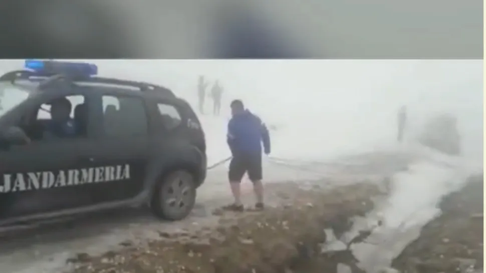 Mașini blocate în nămeți, Vârful Bihor