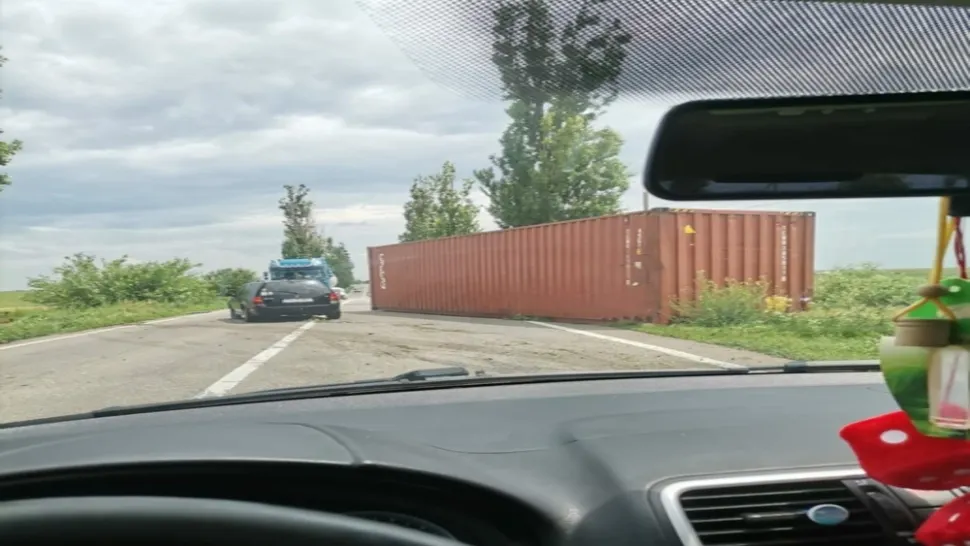 Container răsturnat DN 1D