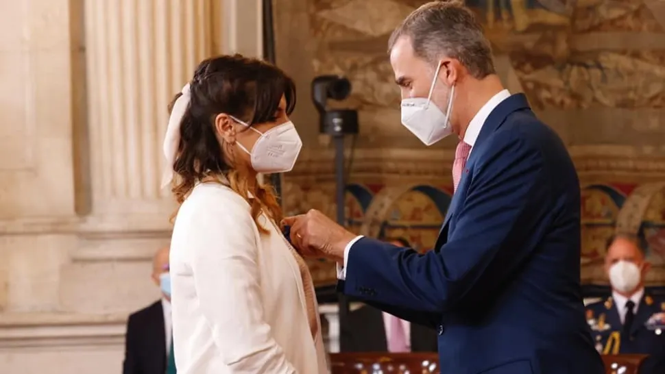 Româncă, decorată chiar de regeele Spaniei. Foto/Crucea Roșie