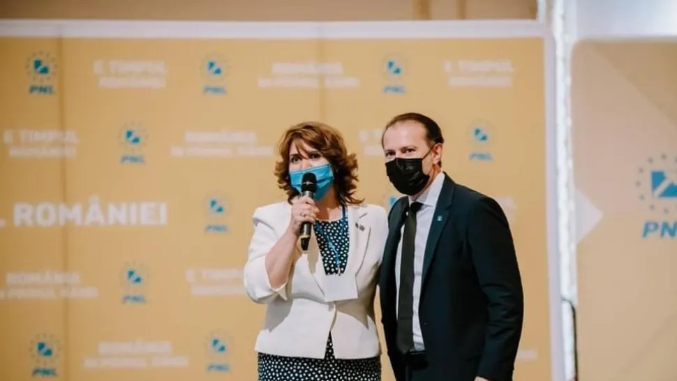 Monica Anisie alături de premierul Florin Cîțu