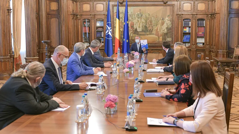 Discuții pe tema proiectului