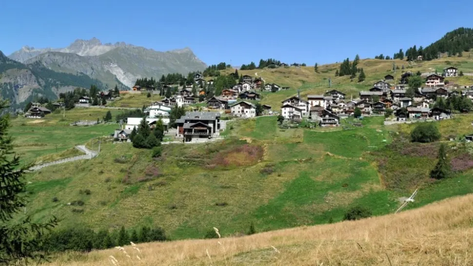 Așezare spectaculoasă în inima Munților Alpi