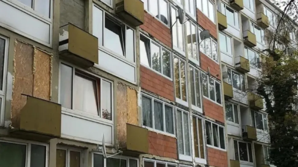 Români evacuați dintr-un bloc din Germania / Captură foto: br.de