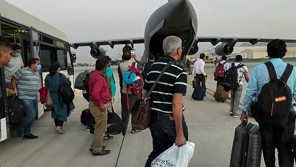 Ce poți face dacă îți întârzie avionul