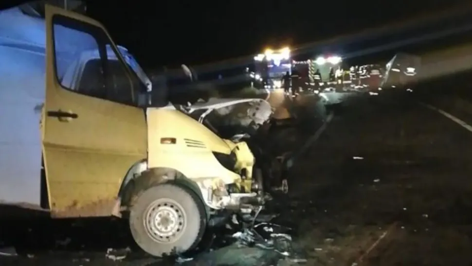 Impact nimicitor între două dube, în județul Mureș