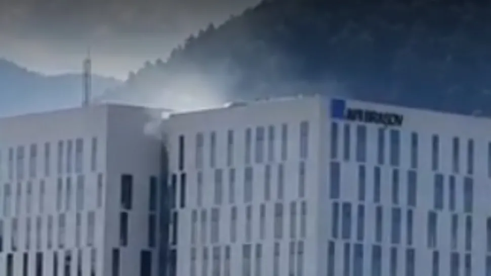 Incendiu clădire de birouri din Brașov / Captură video