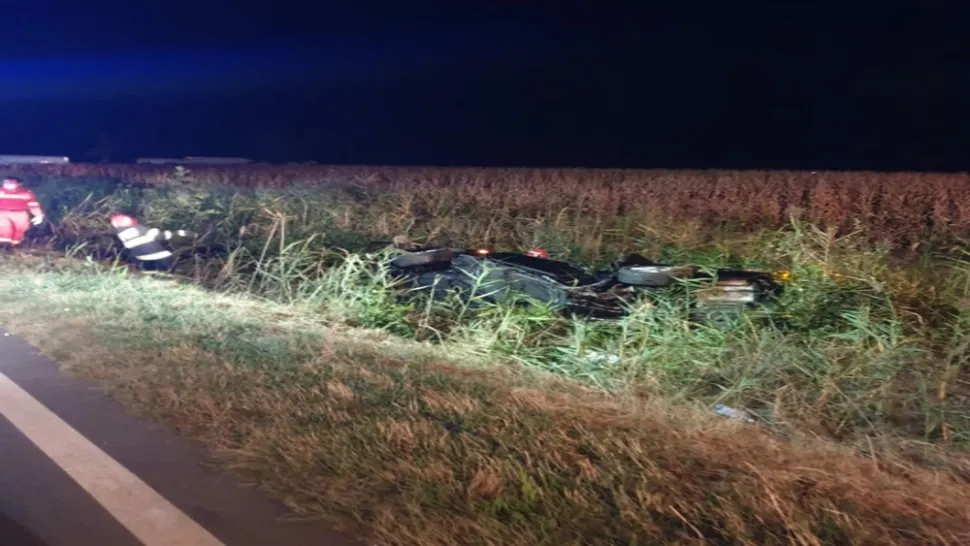 Accident foarte grav între Brăila și Buzău, spre Țintești - 1 MORT și 4 RĂNIȚI după ciocnirea unui camion cu 3 mașini - FOTO