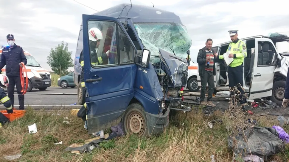 Imagini teribile de la locul accidentului