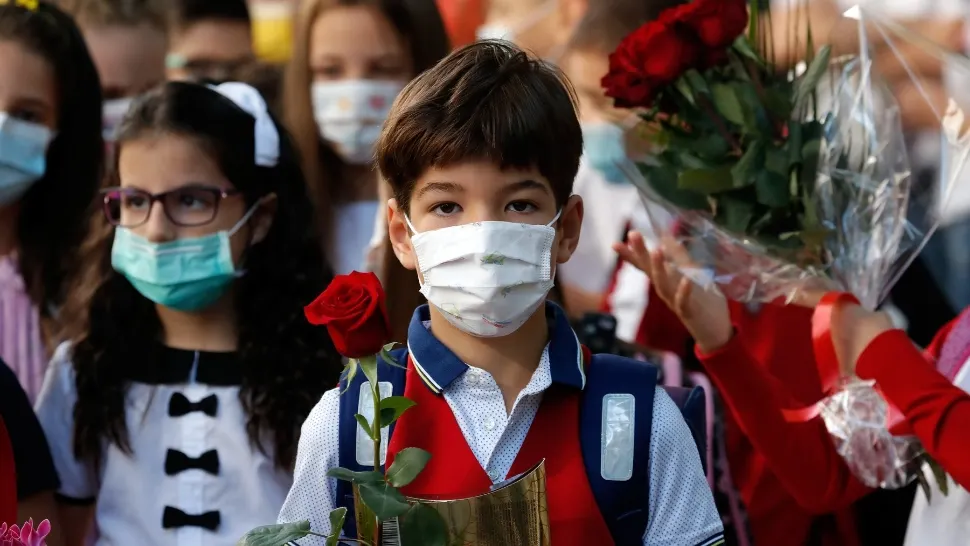 Elev în prima zi de școală / Foto: Profimedia