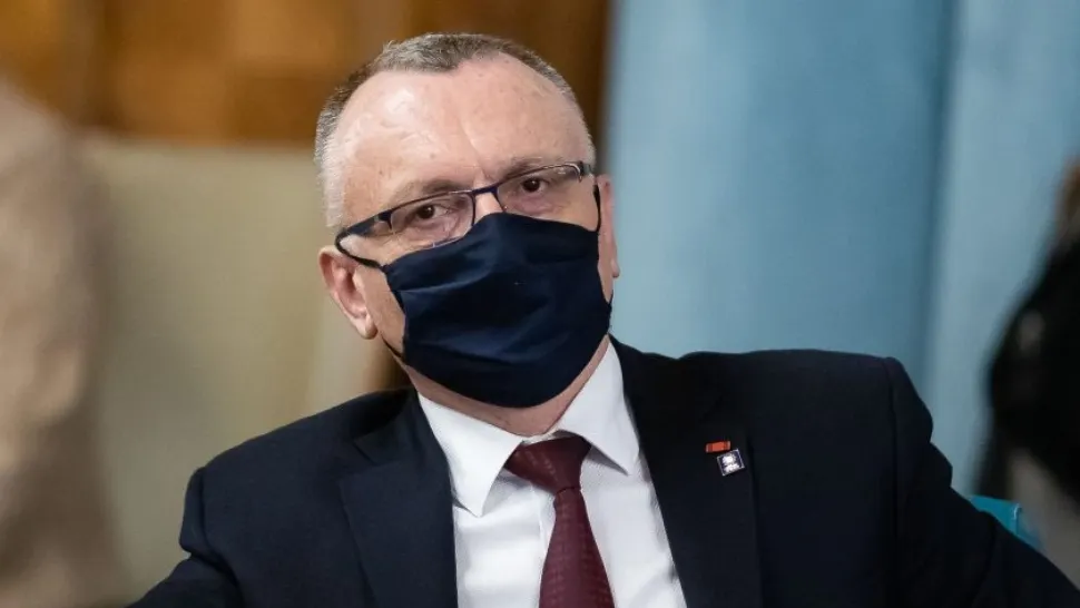Ministrul Educației - Sorin Câmpeanu