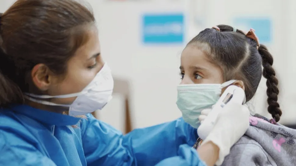 EFECTELE vaccinului Moderna asupra copiilor mai mari de 5 ani și CÂT de sigur este
