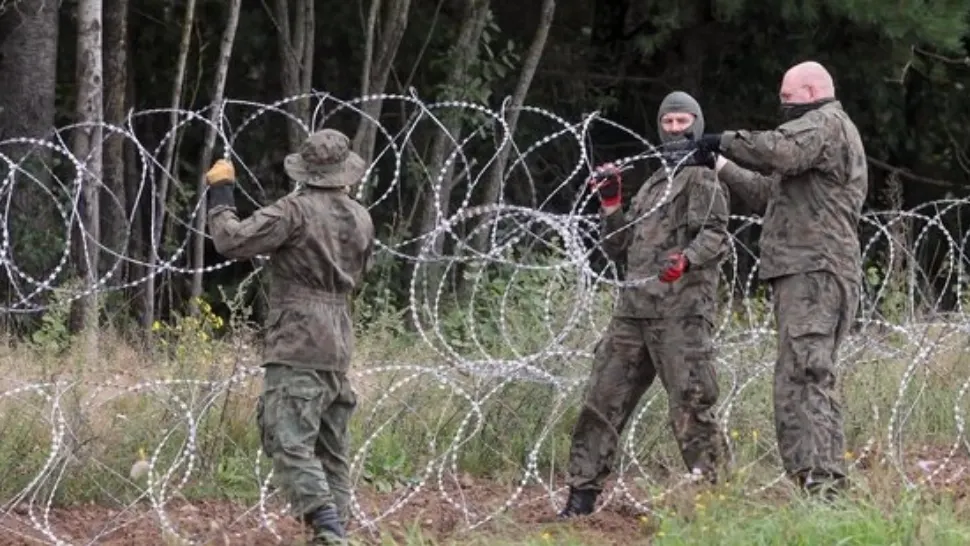 Soluția Poloniei pentru a opri migranții din Belarus - ZID cu senzori de mișcare de 253 de milioane de euro