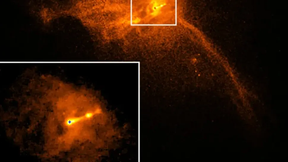 In imagine se poate observa plasma aruncată de Gaura Neagră FOTO: NASA X CHANDRA