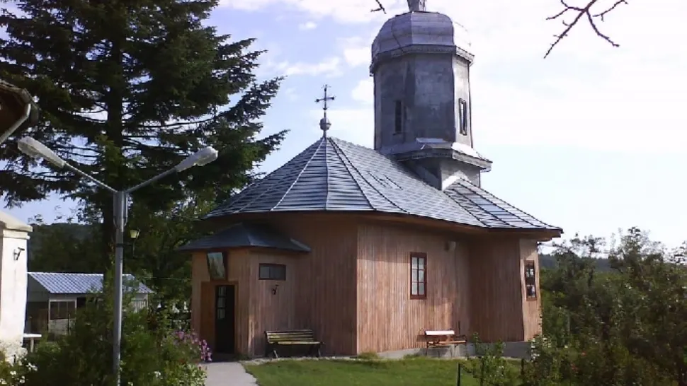 Focar de COVID-19 la mânăstirea Dălhăuți - aproape toate măicuțele sunt deja infectate