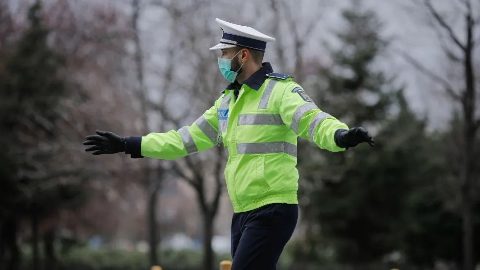 Un turc beat și ÎNARMAT, oprit în trafic, în Prahova / Foto: Profi Media