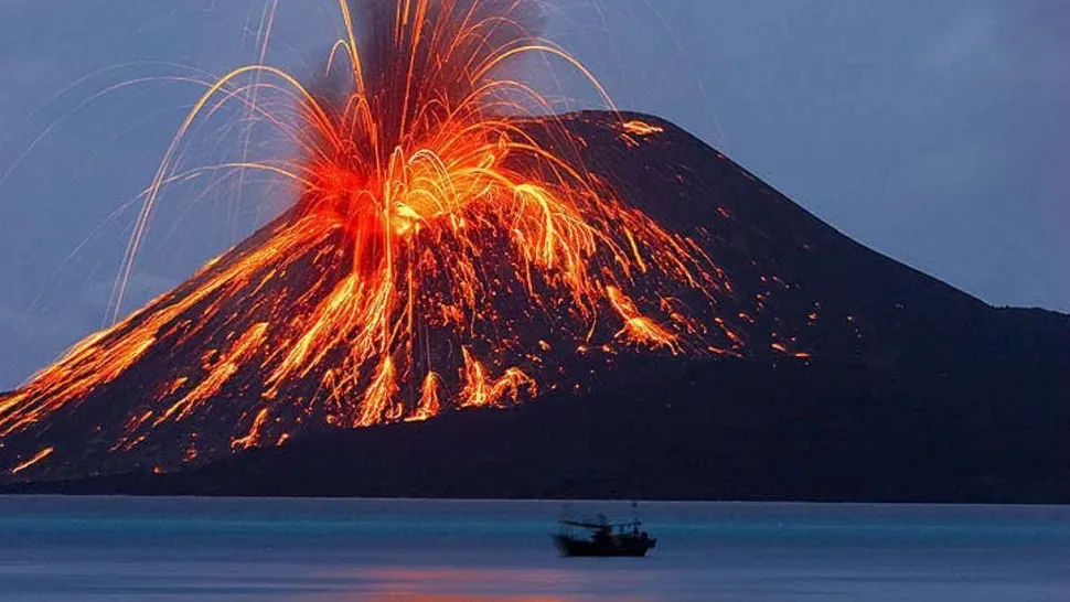 Zeci de morți în urma erupției vulcanului Semeru din Indonezia