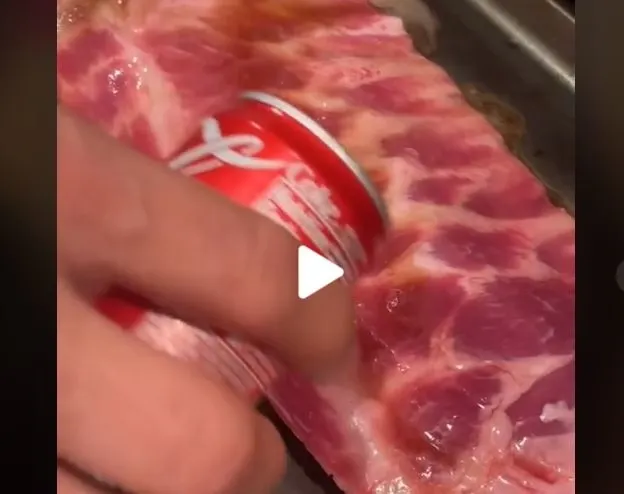 Carne și cola