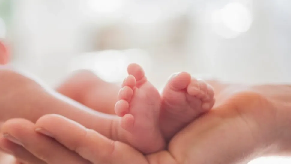 Peste 16.000 de adolescente au născut în 2020, în România - TOPUL trist al copiilor cu copii Foto: Profi Media