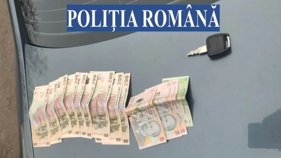 Banii descoperiți asupra femeilor FOTO: Poliția Română