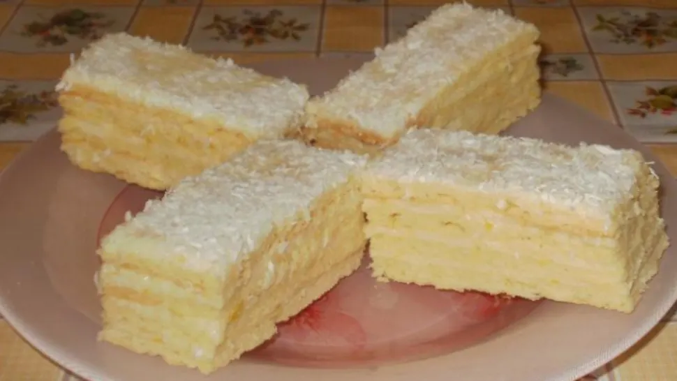 Prăjitură irezistibilă cu cremă de lămâie