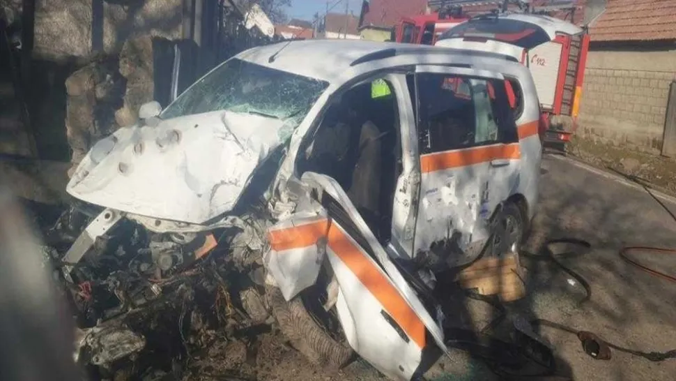 Accident ambulanță
