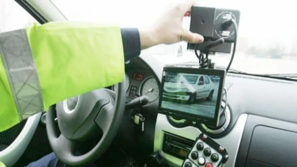 Monitorizare trafic poliție