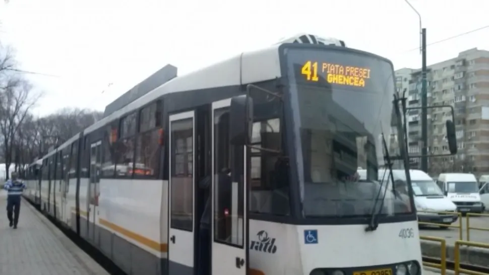 Mijloacele de transport în comun revin pe strazile din Bucuresti