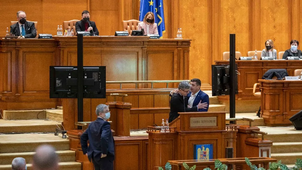 Virgil Popescu depune plângere penală după ce a fost agresat de George Simion - Inquam Photos / Ilona Andrei
