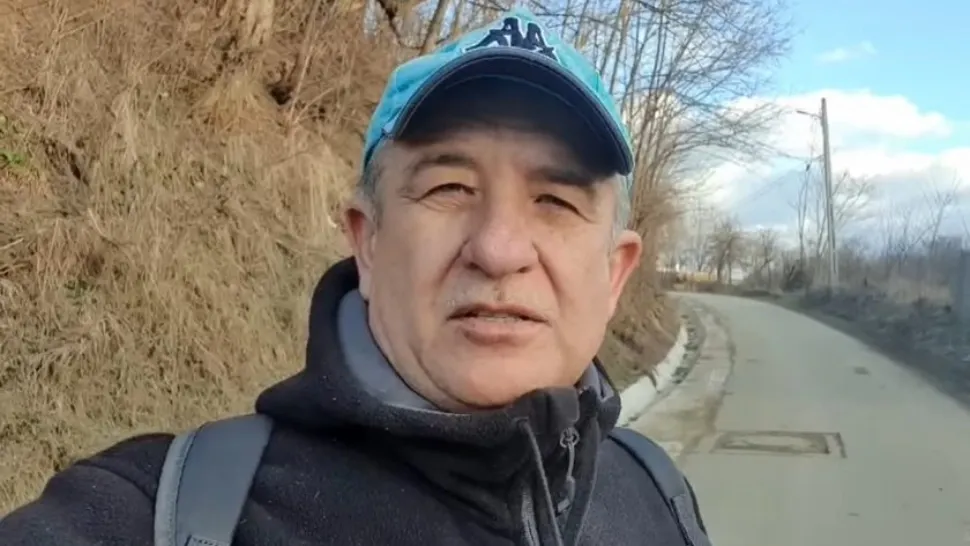 Un primar a strâns singur gunoaiele din comună