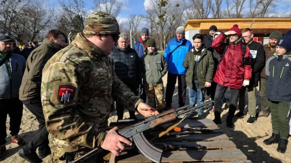 Kievul, mesaj către UE: Am rezistat, neașteptat, 72 de ore. Ne trebuie mai multe arme