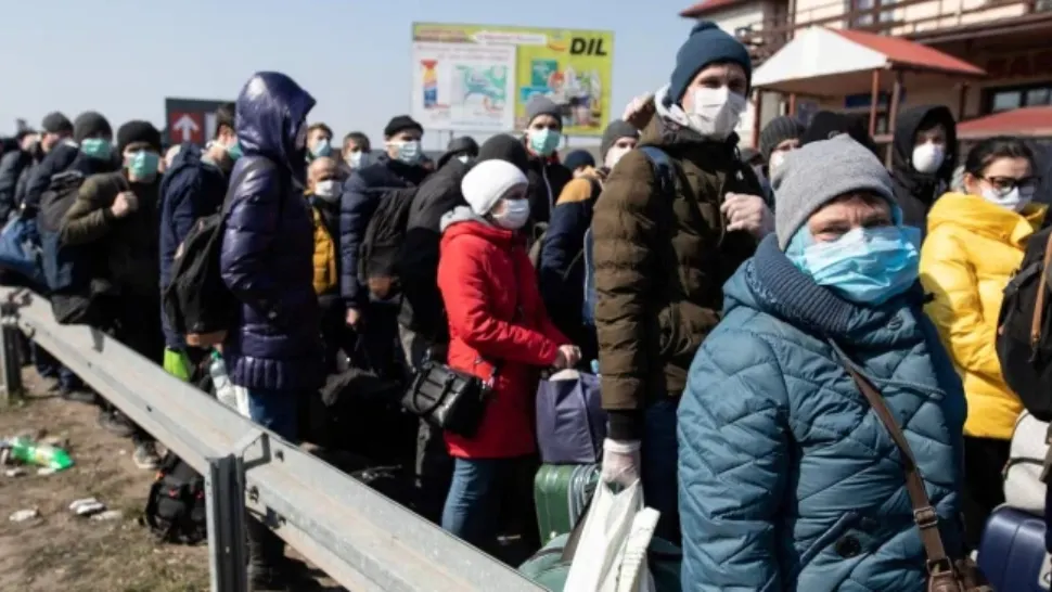 REFUGIAȚII din Ucraina, EXCEPTAȚI de la carantină la venirea în România - Ce rămâne obligatoriu