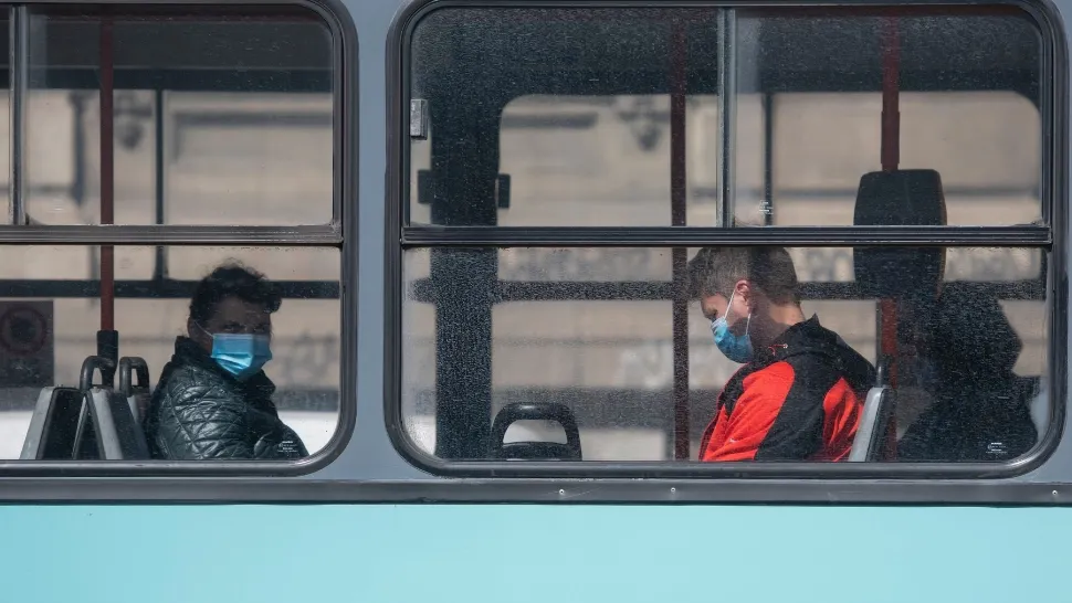 Oameni în autobuz, în Capitală / ProfimediaRata