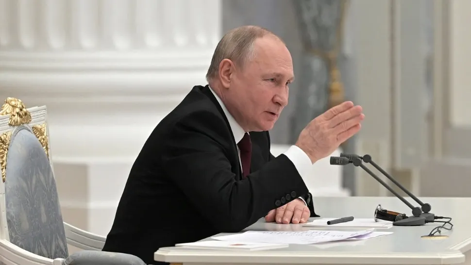 Băsescu: Putin își consolidează armata cu bani europeni, din gaze / Foto: Profi Media