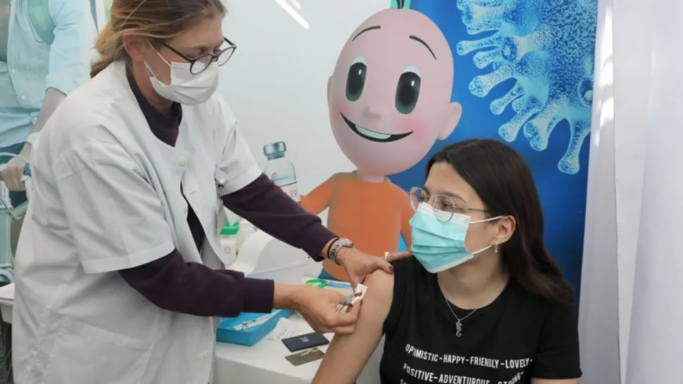 Românii, tot mai DEZINTERESAȚI de vaccinarea anti-Covid: Campania de imunizare se PRĂBUȘEȘTE - Cifrele zilei