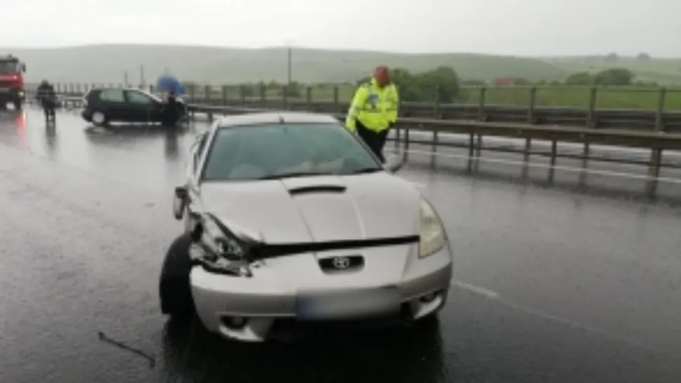 Carambol cu 3 mașini pe autostrada spre Pitești