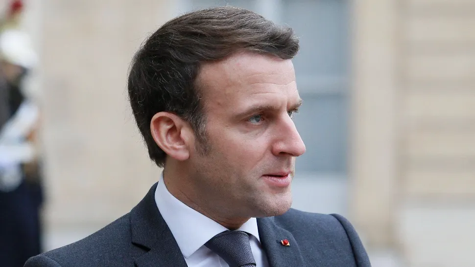 Macron a vorbit cu Putin