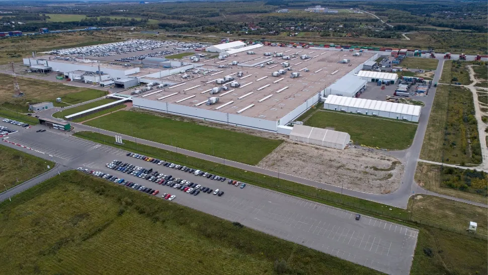 Fabrica Mitsubishi din regiunea Kaluga, Rusia. Foto/Profimedia