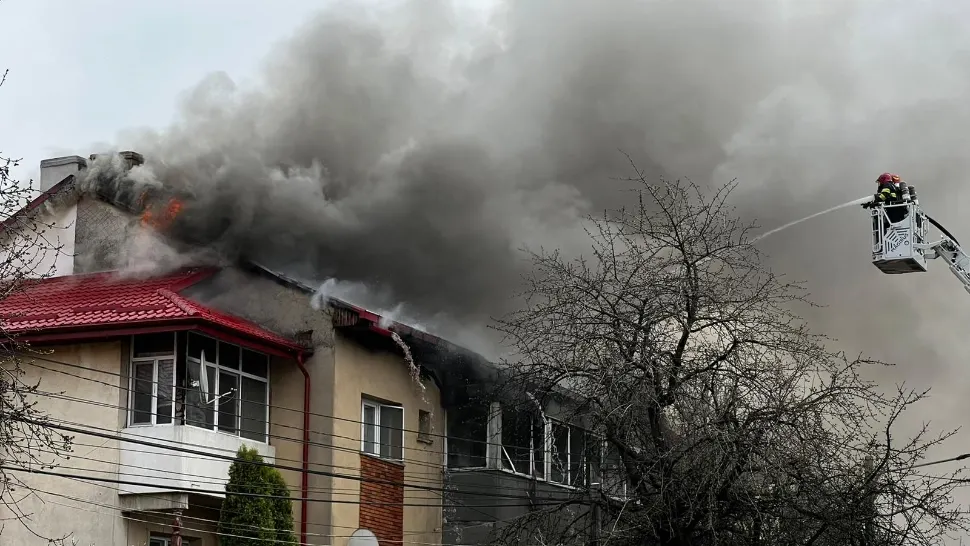 Incendiu de proporţii în judeţul Iaşi