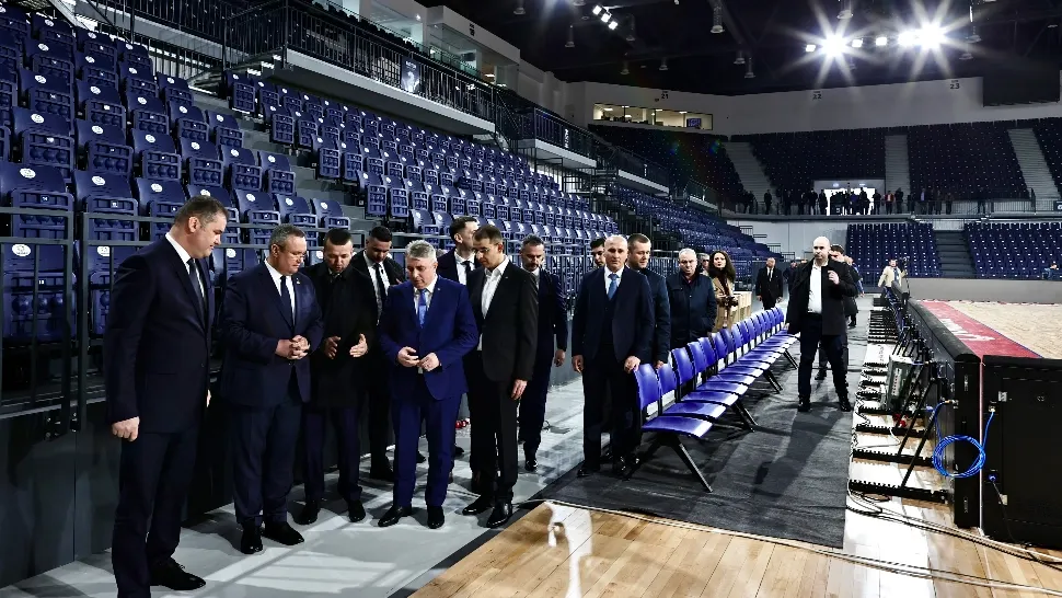 Premierul Ciucă la inaugurara Sălii Polivalente din Oradea. Foto/Guvernul României