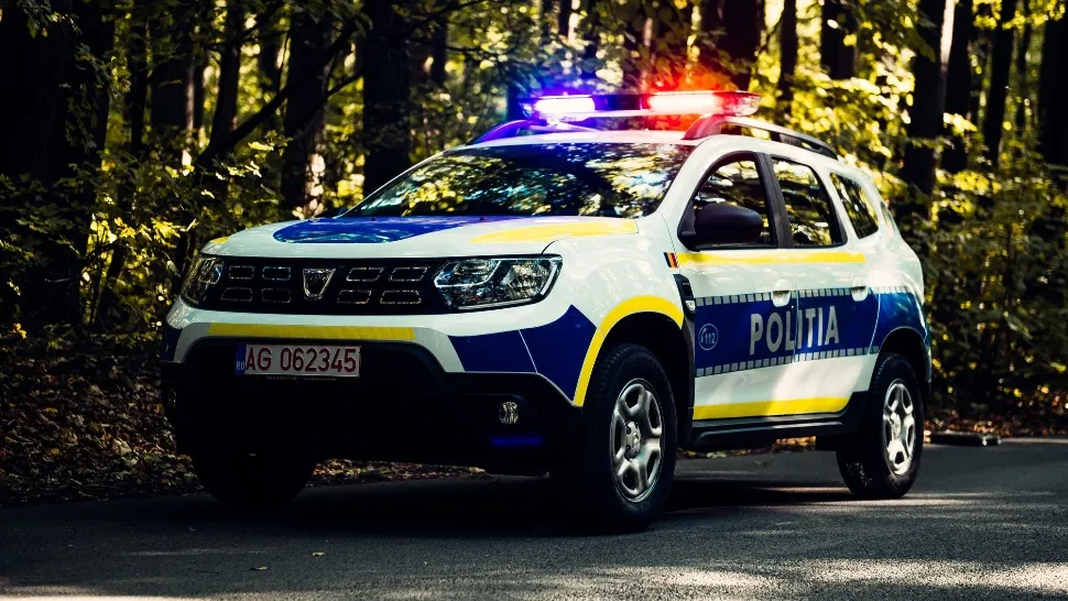 Mașină de poliție în misiune - imagine de arhivă