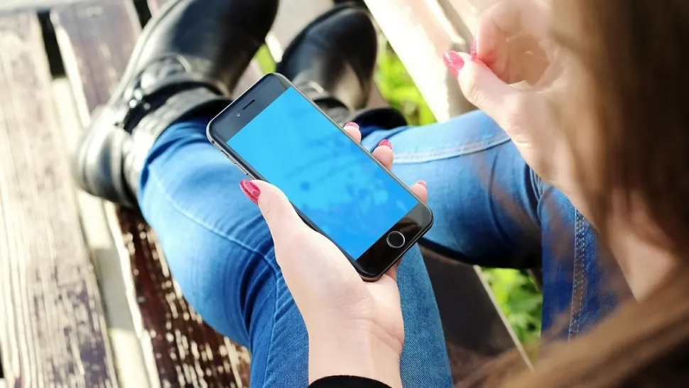 Telefoanele românilor, afectate de SMS-uri capcană - APLICAȚIA care a declanșat coșmarul