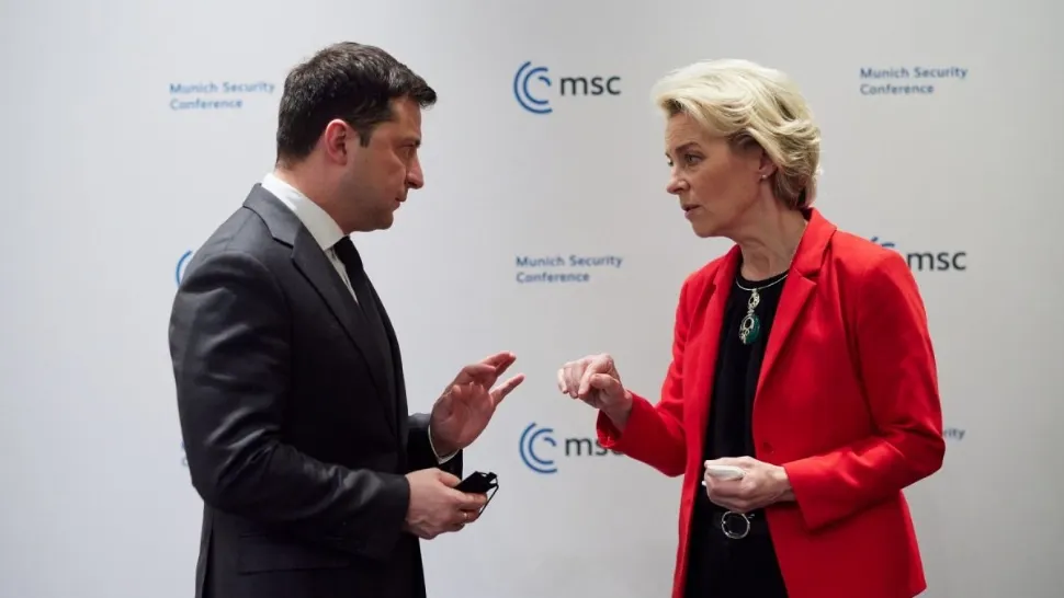 Ursula von der Leyen și Volodimir Zelenski
