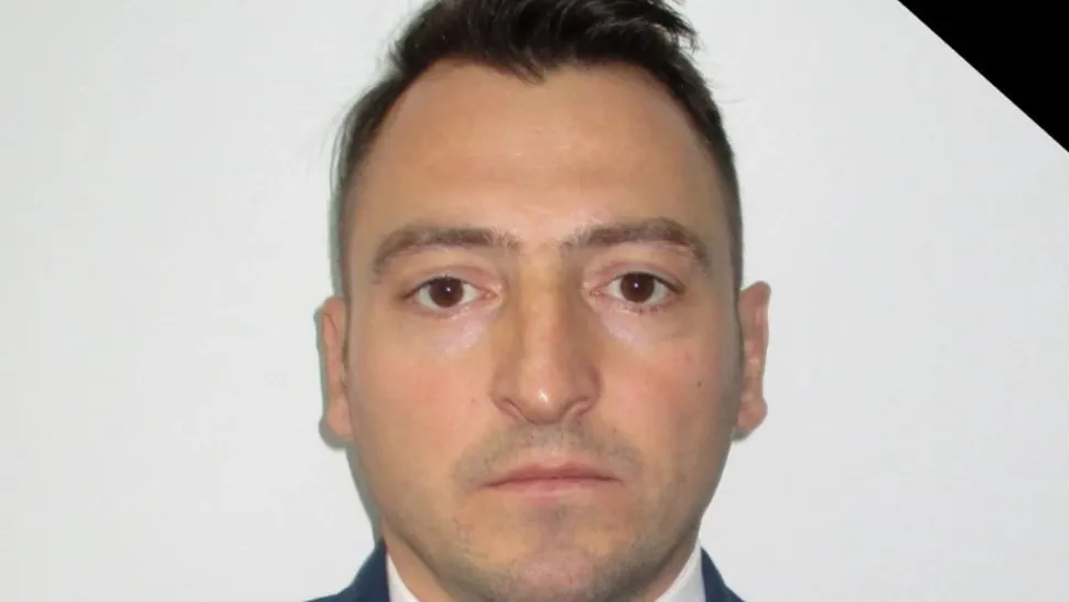 Un parașutist militar a murit la antrenament
