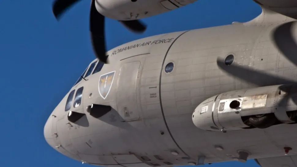 Misiune umanitară Forţele Aeriene Române - aeronavă C-27 J Spartan Foto: MApN
