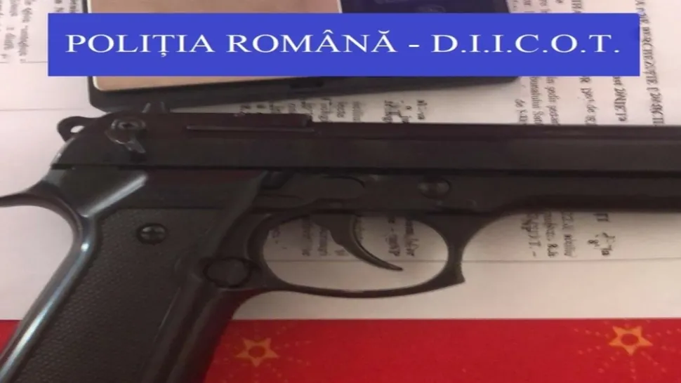 Pistol