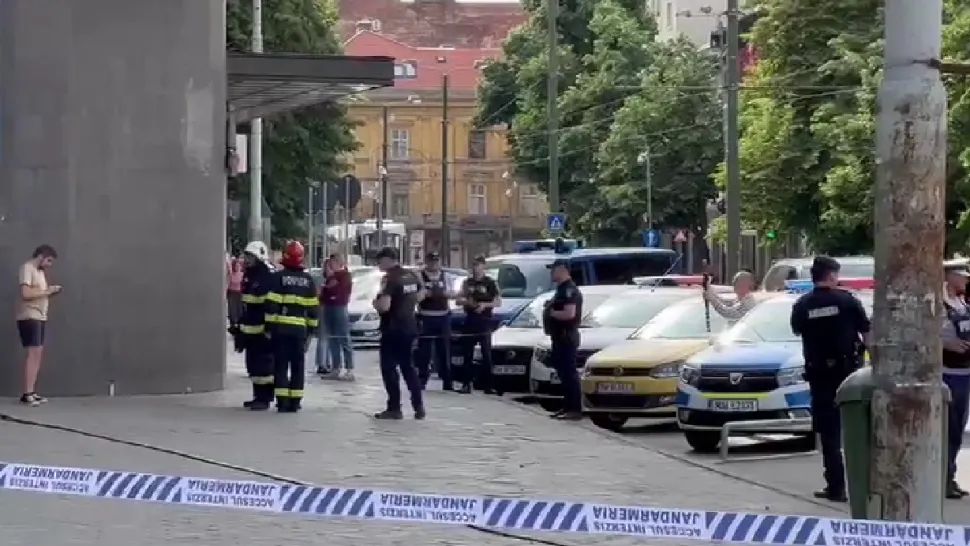 Alertă la Timișoara. Amenințare cu bombă la un centru comercial. UPDATE: Alerta a fost FALSA